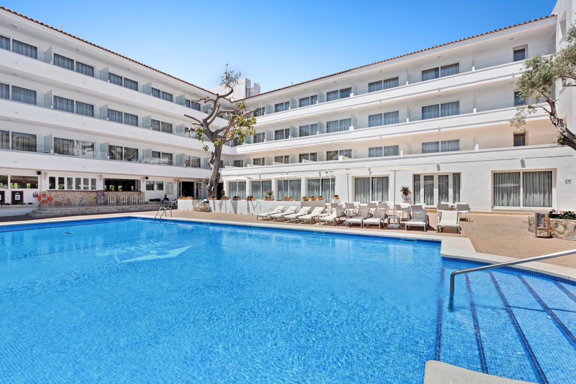 Hotel Thb Dos Playas - Adults Only Cala Ratjada  Exterior foto